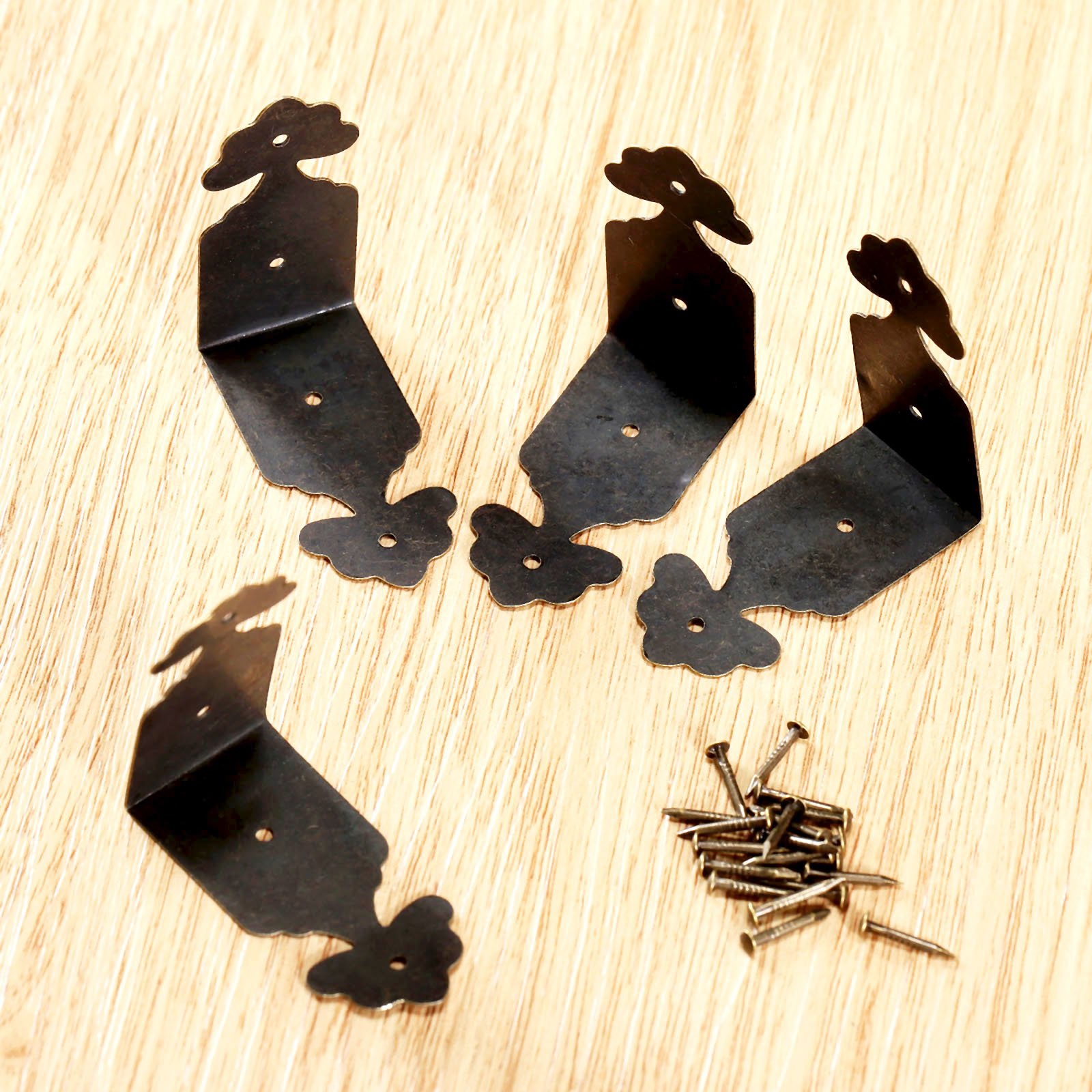 4 Pcs Dekoratif Pelindung Sudu - Furniture Hardware Nails ulasan dan harga